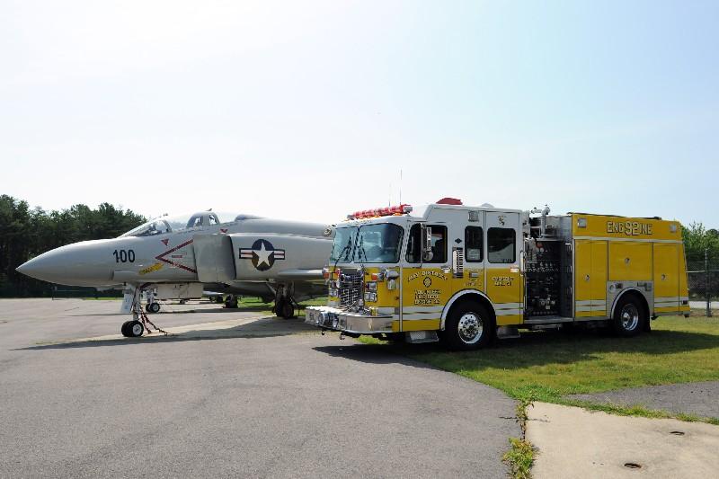 Rescue Engine 91, 1996 Spartan/Saulsbury
1250 GPM Pump - 750 Gallons of Water

 
